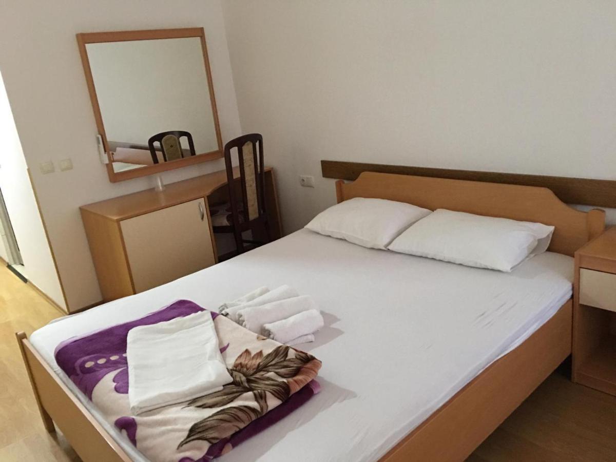 Hotel Diplomat Струга Экстерьер фото